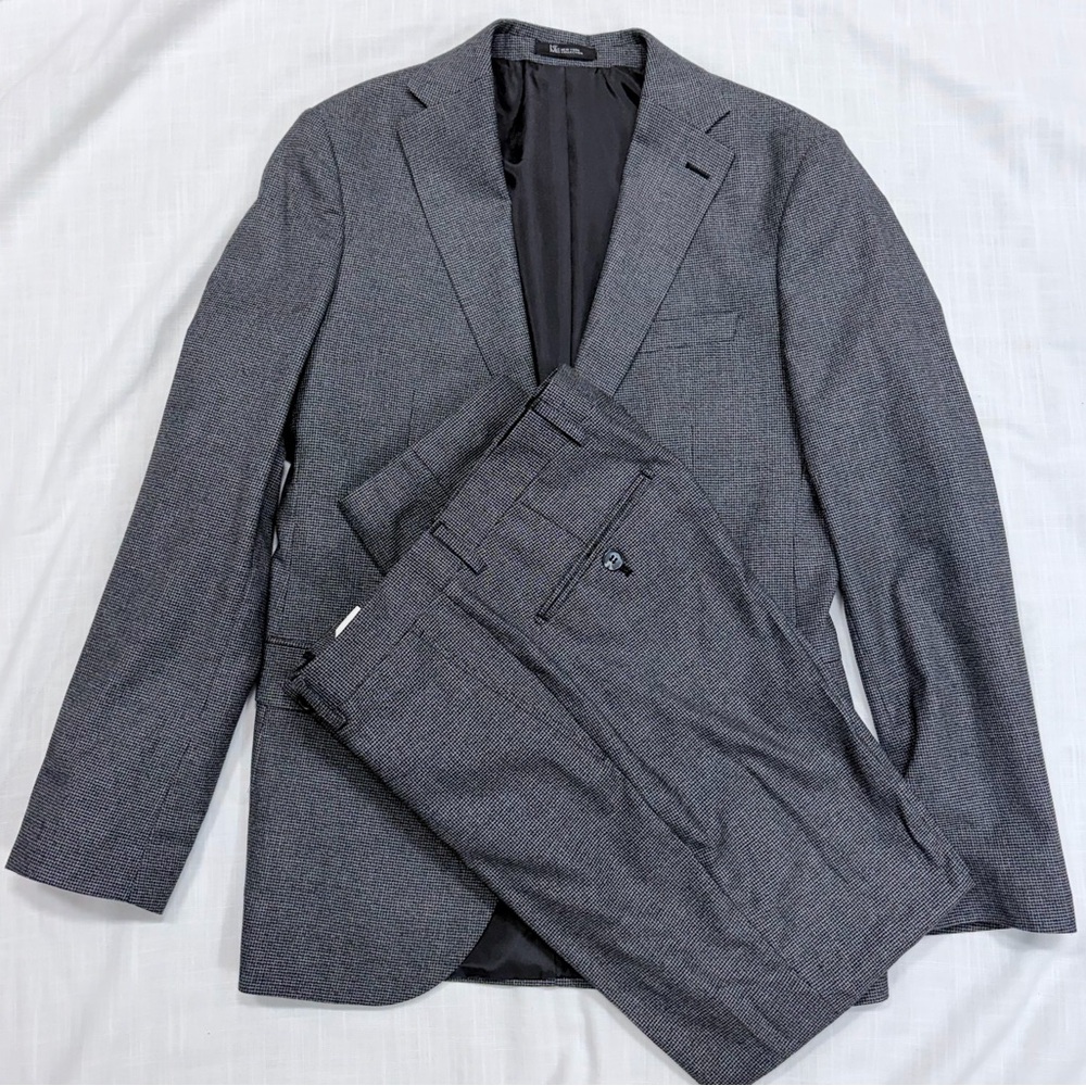 HTML1924 New York Collection Suit 34-36R black- grey fine Houndstooth